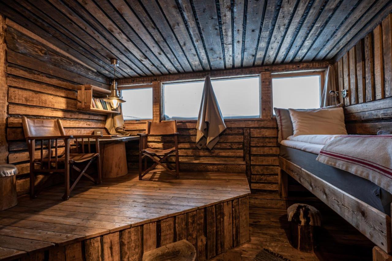 Basecamp Hotel Longyearbyen Exteriér fotografie