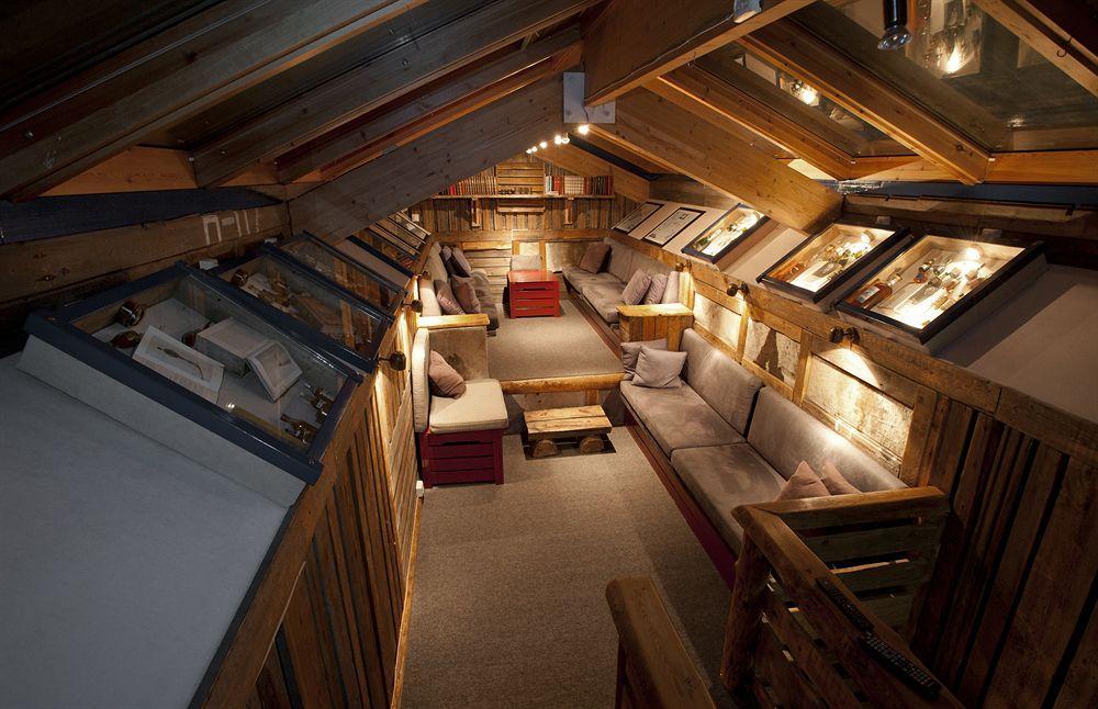 Basecamp Hotel Longyearbyen Exteriér fotografie