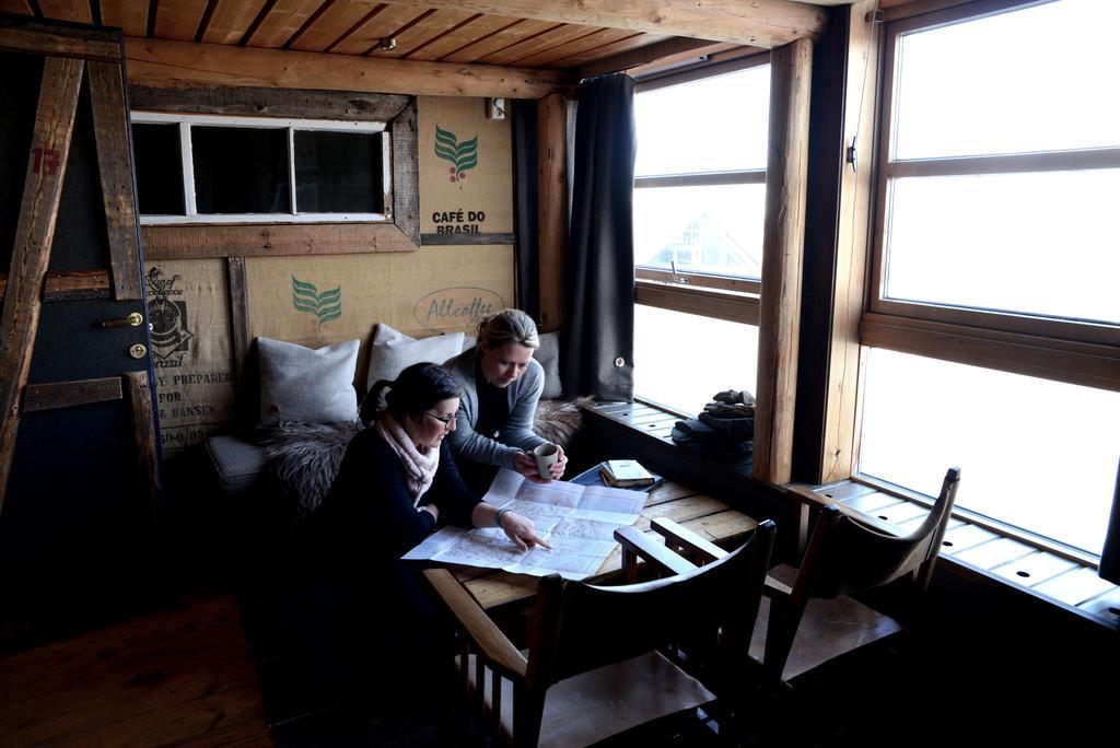 Basecamp Hotel Longyearbyen Exteriér fotografie